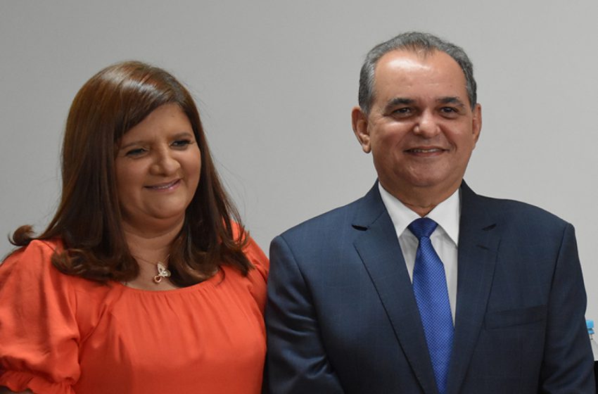  Ziane Costa, primeira Prefeita de Delmiro Gouveia é empossada