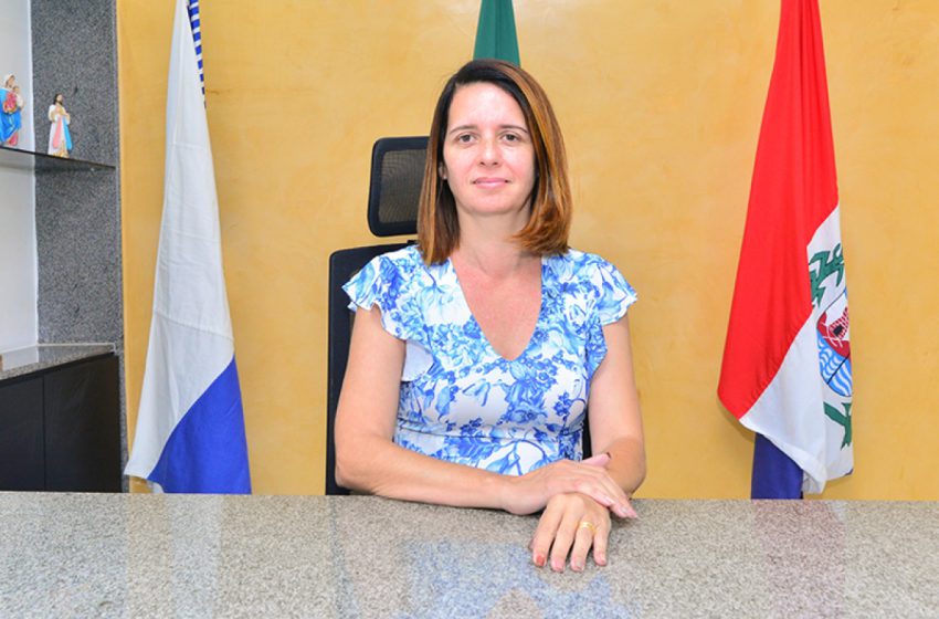 Geonice Rocha Peixoto assume Secretaria Municipal de Saúde e Diretoria da UPA de Delmiro Gouveia