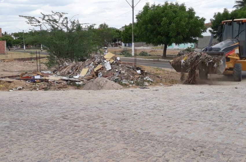  Mais de 270 toneladas de lixo são retiradas das ruas de Delmiro Gouveia em 1 semana